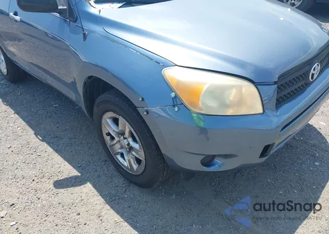 2007 Toyota Rav4 from USA, damaged, VIN JTMBD33V375093390